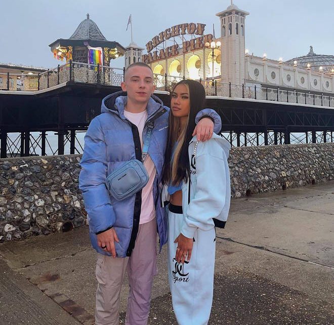 ArrDee’s Girlfriend Angelysiaa Biography: TikTok, Age, Net Worth, Boyfriend, Contact, Twitter, Famous Birthdays, Ethnicity, Height, Gender ArrDee’s Girlfriend Angelysiaa Biography: TikTok, Age, Net Worth, Boyfriend, Contact, Twitter, Famous Birthdays, Ethnicity, Height, Gender
