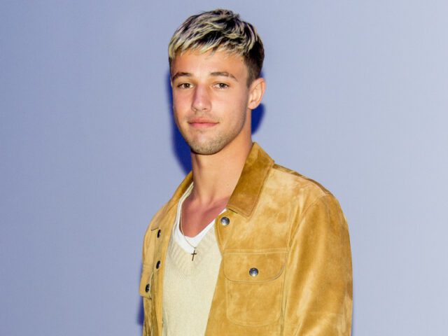 Cameron Dallas Biography: House, Age, Songs, Girlfriend, Net Worth, Height, Movies, Child, TV Shows