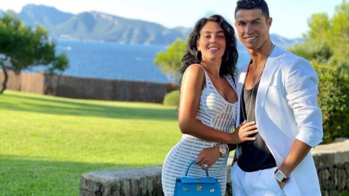 Cristiano Ronaldo’s Girlfriend Georgina Rodríguez Biography: Kids, Age, Boyfriend, Net Worth, Wikipedia, Height, Twins, Netflix, Ex, Parents, Sister, Before, Married Husband