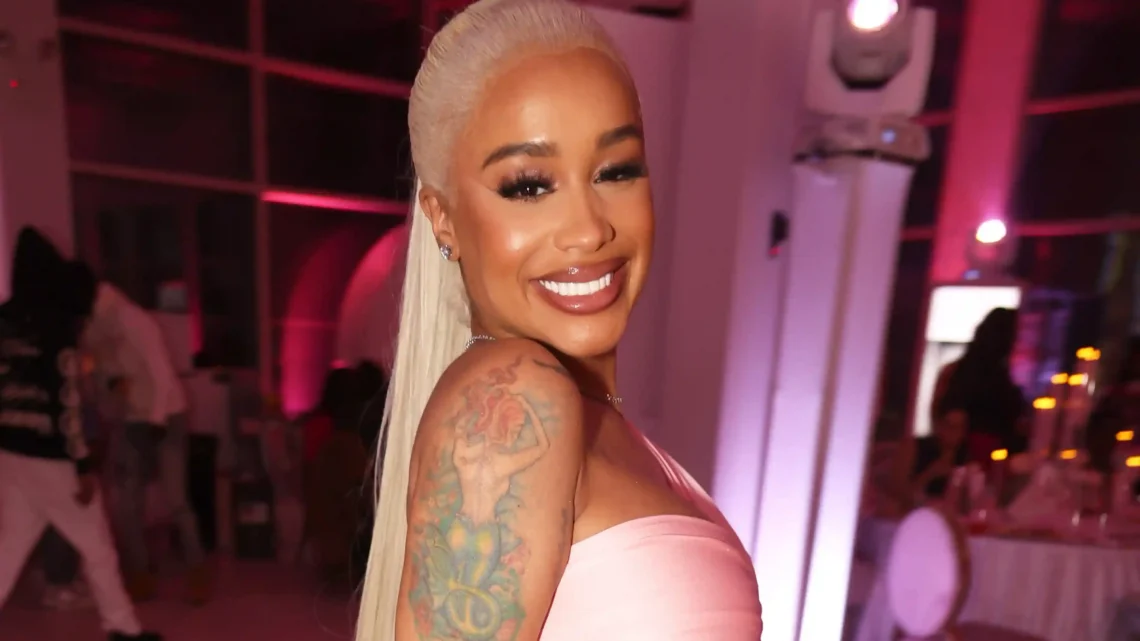 DreamDoll Biography: Age, Songs, Height, Net Worth, Wikipedia, Boyfriend, IG, Store, Parents, Twitter, BGC