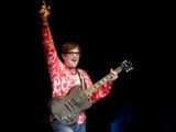 Rivers Cuomo Bio, Wife, Net Worth, Height, Age, Family, Young, Guitar, 1994, Harvard
