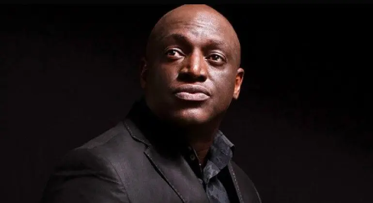 Sammie Okposo Biography: Wife, Age, Tribe, Net Worth, Child, Twitter, Songs, News, Wikipedia, Instagram, Naija Praise, Sing Halleluyah, State Of Origin, Death