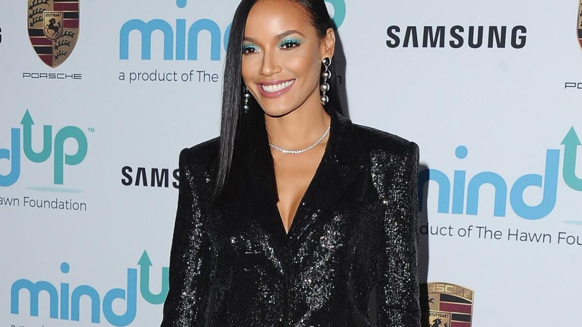 Selita Ebanks Biography: Height, Age, Husband, Net Worth, Movies & TV Shows, Parents, Boyfriend Selita Ebanks Biography: Height, Age, Husband, Net Worth, Movies & TV Shows, Parents, Boyfriend