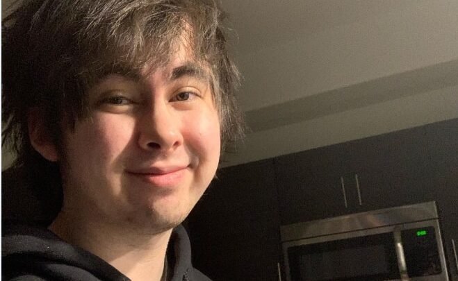 LeafyIsHere Biography: Real Name, Age, TikTok, Girlfriend, Instagram, Net Worth, Podcast, Email, Face, Jail, Twitter, YouTube, Height