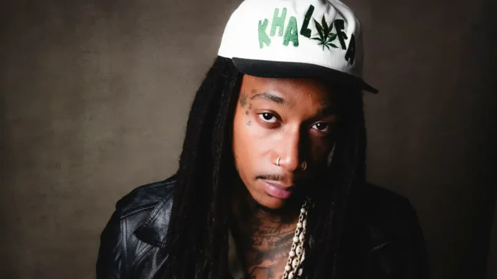 Wiz Khalifa Biography: Net Worth, Songs, Girlfriend, Age, Height, Albums, Wife, Child, Real Name, Concerts, Son