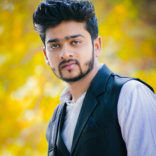 Aman Siddiqui Bio, Age, Movies, Girlfriend, Net Worth, Photos, Videos, Wikipedia, Parents, Religion