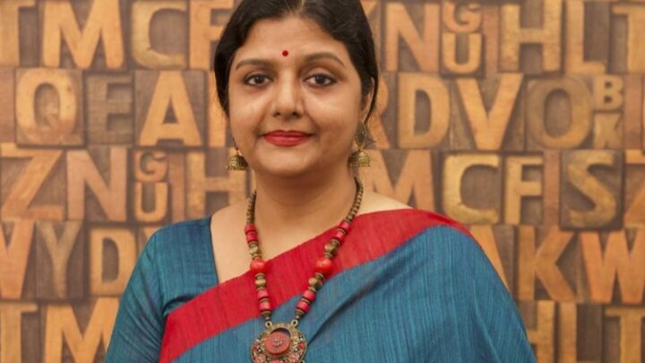 Bhanupriya Biography: Husband, Birthday, Age, Sister, News, Songs, Net Worth, Movies, Instagram, Daughter