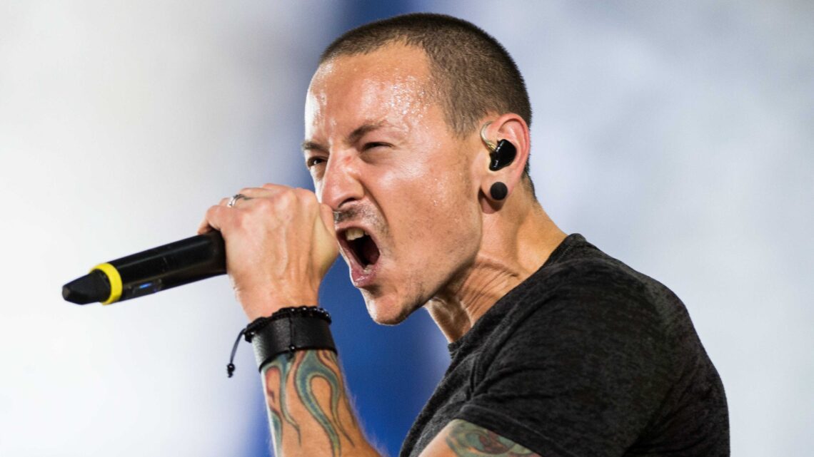 Chester Bennington Biography: Wife, Age, Cause of Death, Net Worth, Songs, Last Photo, Quotes, Children, Tattoos
