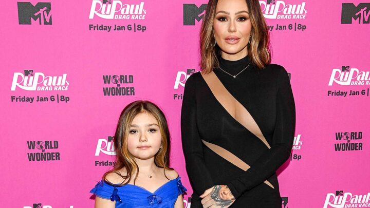 Jenni “JWoww” Farley Biography: Husband, Age, Instagram, Net Worth, Boyfriend, Twitter, Parents, Kids, Wedding, Ethnicity