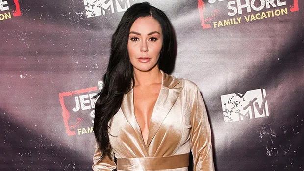 Jenni “JWoww” Farley Biography: Husband, Age, Instagram, Net Worth, Boyfriend, Twitter, Parents, Kids, Wedding, Ethnicity