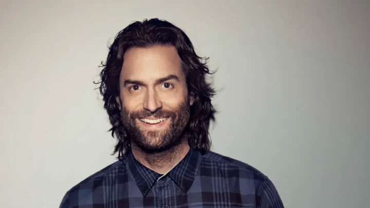 Chris D’Elia Biography: Wife, Kid, Age, Net Worth, Parents, Documentary, Tour, Height, Neck Tattoo