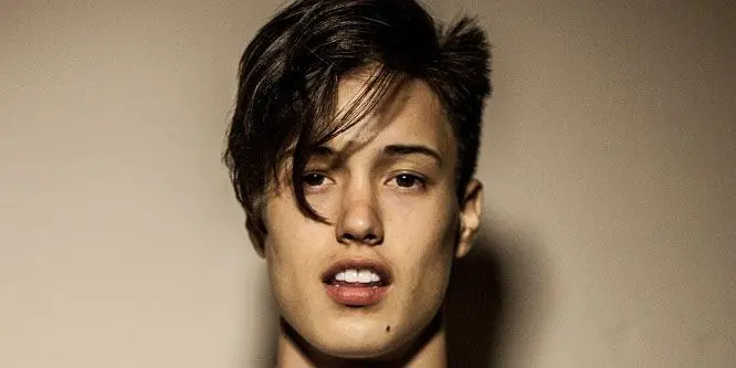 Derek Luh Biography: Songs, Age, Net Worth, Sister, Girlfriend, Songs, SnapChat