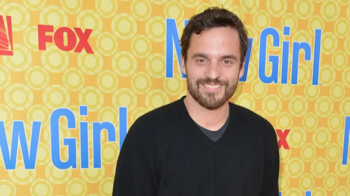 Jake Johnson Biography: TV Shows, Age, Movies, Height, Net Worth, Kids, Wife, Properties, Football