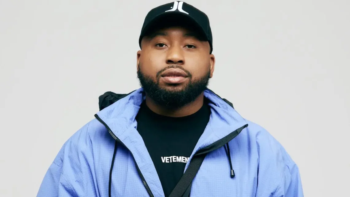 DJ Akademiks Biography: Instagram, Girlfriend, Age, Height, Net Worth, Podcast, Clothing, Twitter, Twitch
