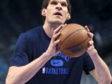 Boban Marjanovic Biography, Height, Wife, Hands, Salary, Team, Weight, Age, Net Worth, Son, Contract, Movie, Ears