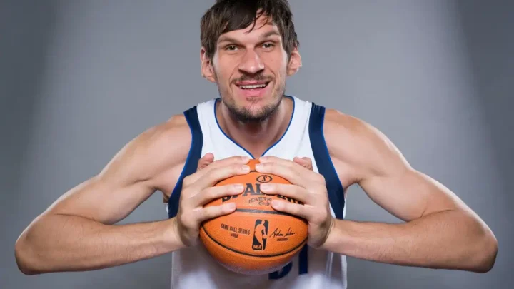 Boban Marjanovic Biography: Height, Wife, Hands, Salary, Team, Weight, Age, Net Worth, Son, Contract, Movie, Ears