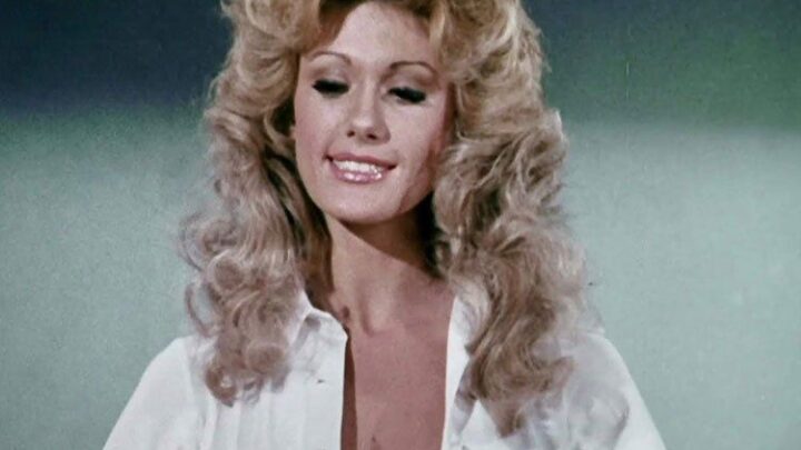 Robyn Hilton Biography: Wiki, Age, Net Worth, Husband, Children, Height, Obituary, Interview, Photos