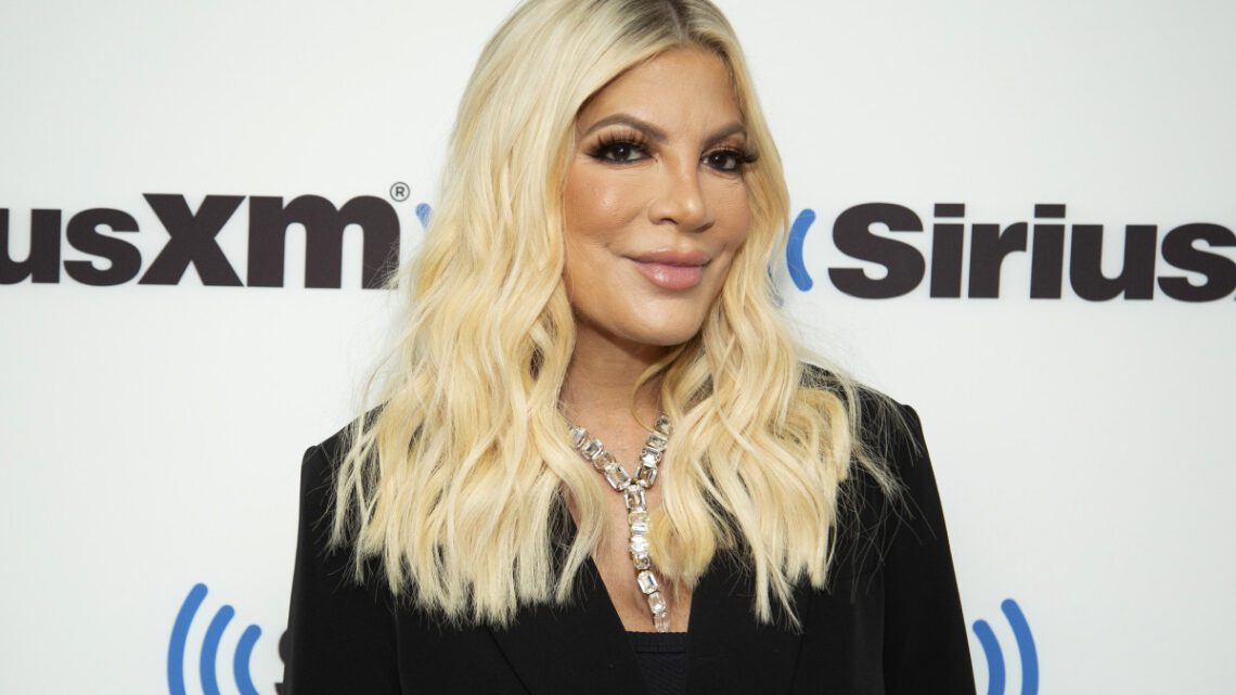 Tori Spelling Biography: Net Worth, Movies, TV Shows, Husband, Age, Instagram, Children, Parents, Plastic Surgery Tori Spelling Biography: Net Worth, Movies, TV Shows, Husband, Age, Instagram, Children, Parents, Plastic Surgery