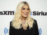 Tori Spelling Bio, Net Worth, Movies, TV Shows, Husband, Age, Instagram, Children, Parents, Plastic Surgery
