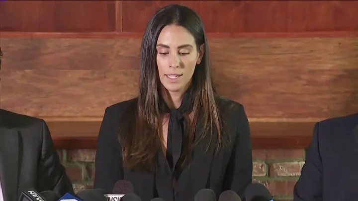 Kelli Tennant Biography: Instagram, Height, Age, Husband, Net Worth, Twitter, Settlement, Podcast, Wiki