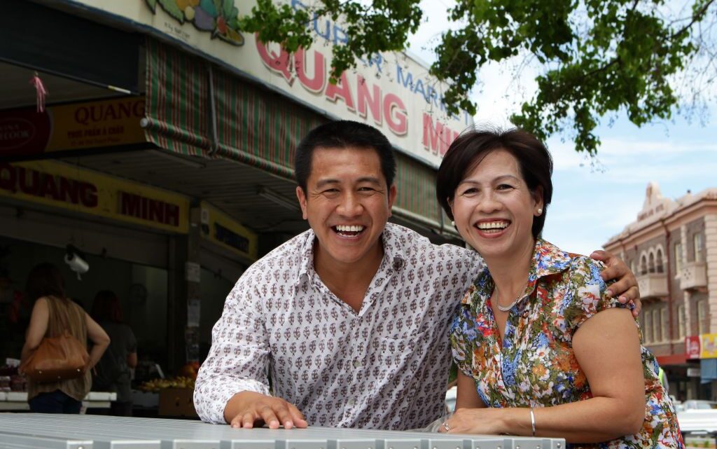 Anh Do Biography: Hobbies, Books, Family, Age, Height, Net Worth, Wife, Facts, Paintings