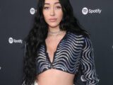Noah Cyrus Biography, Songs, Net Worth, Siblings, Instagram, Boyfriend, Age, Tour, Videos, Parents, Family