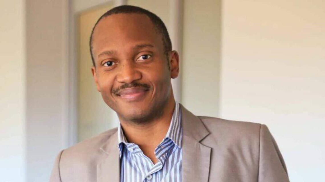 Onkgopotse J. J. Tabane Biography: Salary, Age, Shows, Wife, ENCA, Net Worth, Wikipedia, Twitter, News Onkgopotse J. J. Tabane Biography: Salary, Age, Shows, Wife, ENCA, Net Worth, Wikipedia, Twitter, News