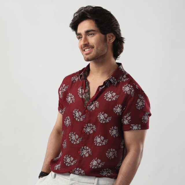 Roshan Meka Bio, Age, Wife, Instagram, New Movies, Net Worth, Parents, Education, Family, Phone Number