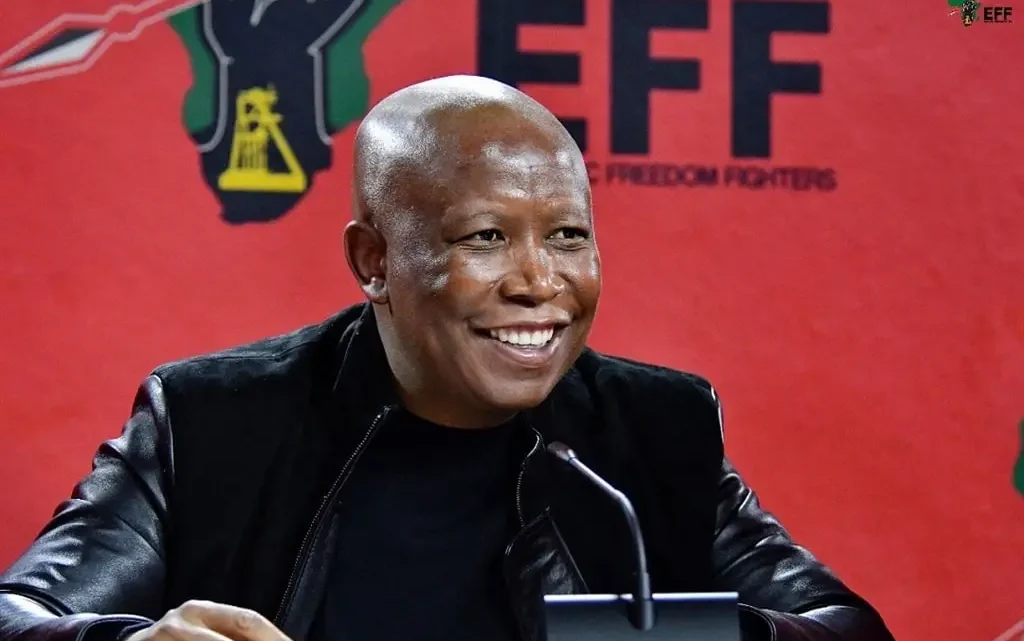 Onkgopotse J. J. Tabane Biography: Salary, Age, Shows, Wife, ENCA, Net Worth, Wikipedia, Twitter, News