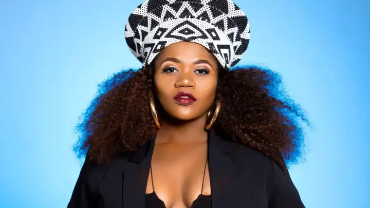 Busiswa Biography: Songs, Age, Baby Daddy, Husband, Net Worth, Pictures, Child, Weight Loss