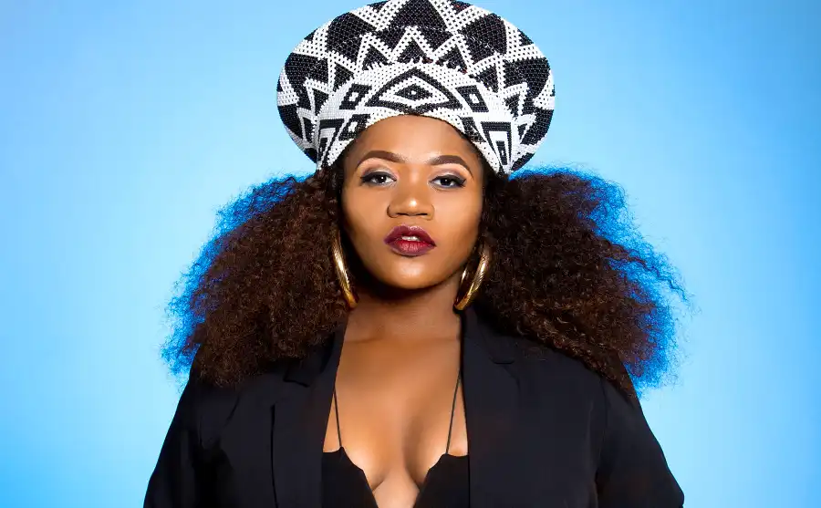 Busiswa Biography: Songs, Age, Baby Daddy, Husband, Net Worth, Pictures, Child, Weight Loss
