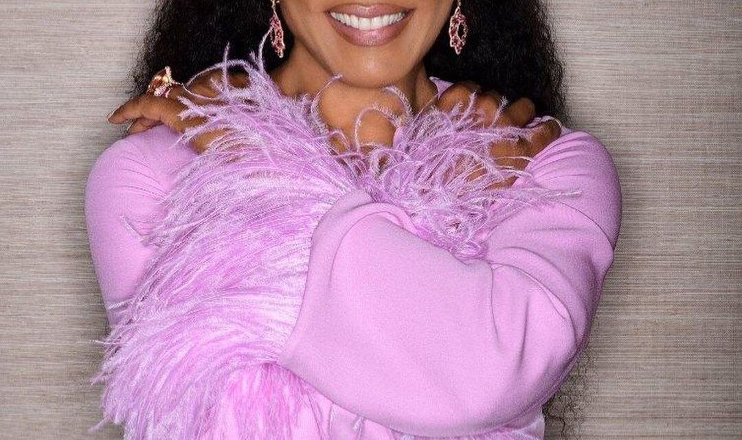 Angela Bassett Biography: Husband, Age, Movies, Net Worth, Children, Height, TV Shows, Awards Angela Bassett Biography: Husband, Age, Movies, Net Worth, Children, Height, TV Shows, Awards