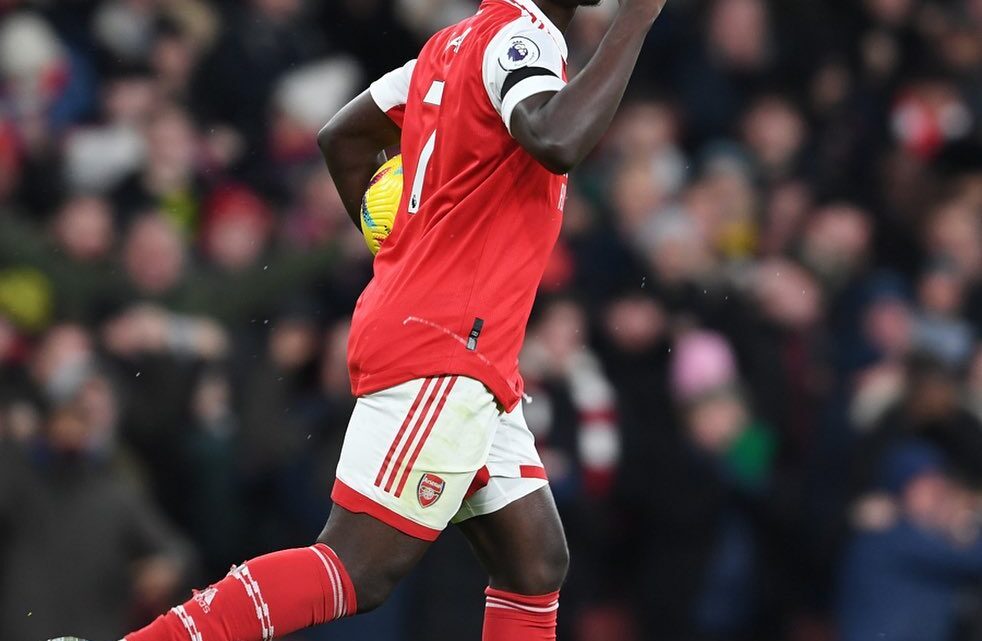 Bukayo Saka Biography: Wife, Age, Salary, Net Worth, Parents, House, Religion, Current Teams, Stats, Girlfriend, Sister Bukayo Saka Biography: Wife, Age, Salary, Net Worth, Parents, House, Religion, Current Teams, Stats, Girlfriend, Sister