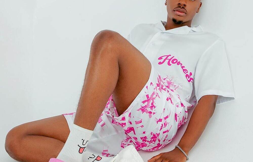 Enioluwa Adeoluwa Biography: Girlfriend, Age, Family, Net Worth, Education, Siblings, Songs, Instagram, Movies, YouTube Enioluwa Adeoluwa Biography: Girlfriend, Age, Family, Net Worth, Education, Siblings, Songs, Instagram, Movies, YouTube