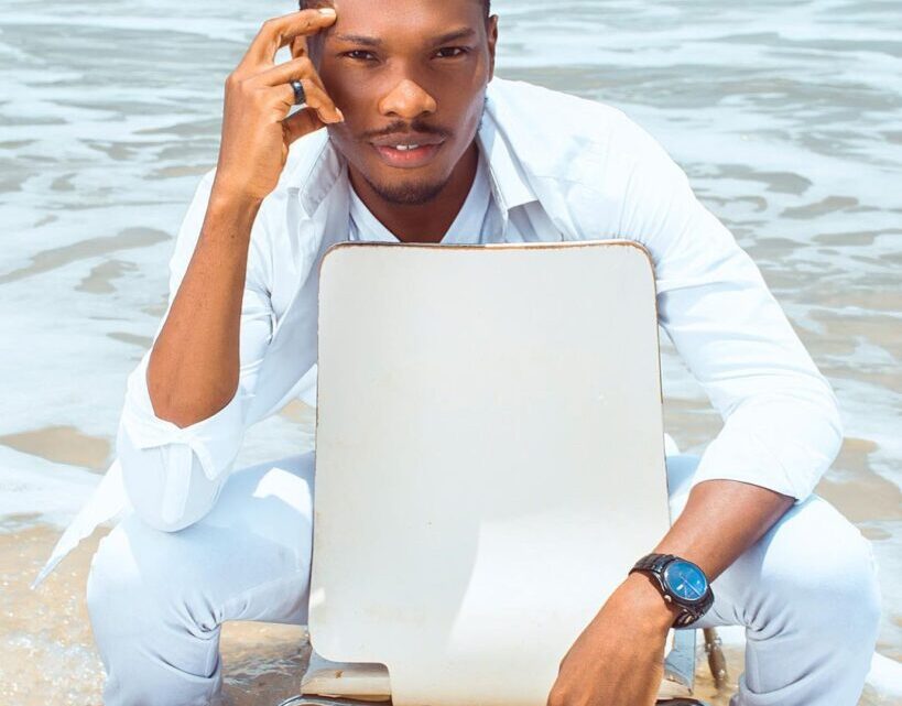 Mike Afolarin Biography: Wife, Height, Age, Girlfriend, Net Worth, Instagram, Family, Father, Movies, TV Shows, Brother Mike Afolarin Biography: Wife, Height, Age, Girlfriend, Net Worth, Instagram, Family, Father, Movies, TV Shows, Brother