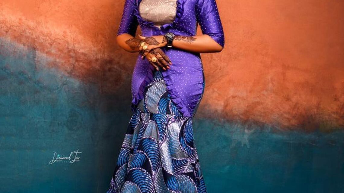 Momee Gombe Biography: Marriage, Age, Phone Number, Net Worth, Husband, Photos, Family Momee Gombe Biography: Marriage, Age, Phone Number, Net Worth, Husband, Photos, Family