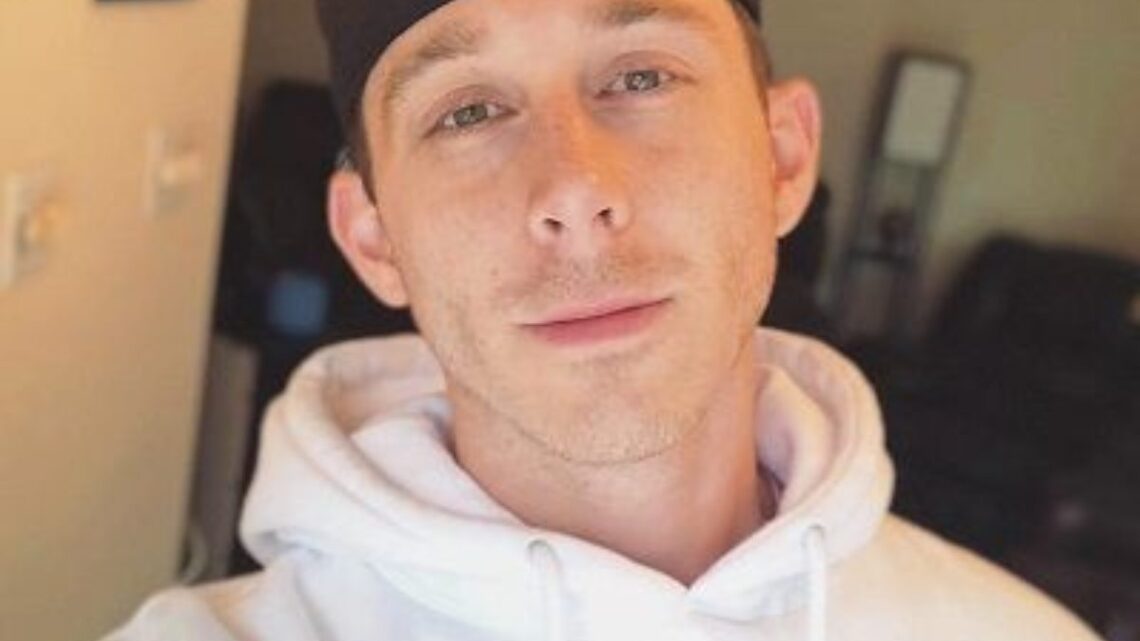 Ryan Abe Biography: Age, Height, Net Worth, YouTube, Girlfriend Ryan Abe Biography: Age, Height, Net Worth, YouTube, Girlfriend