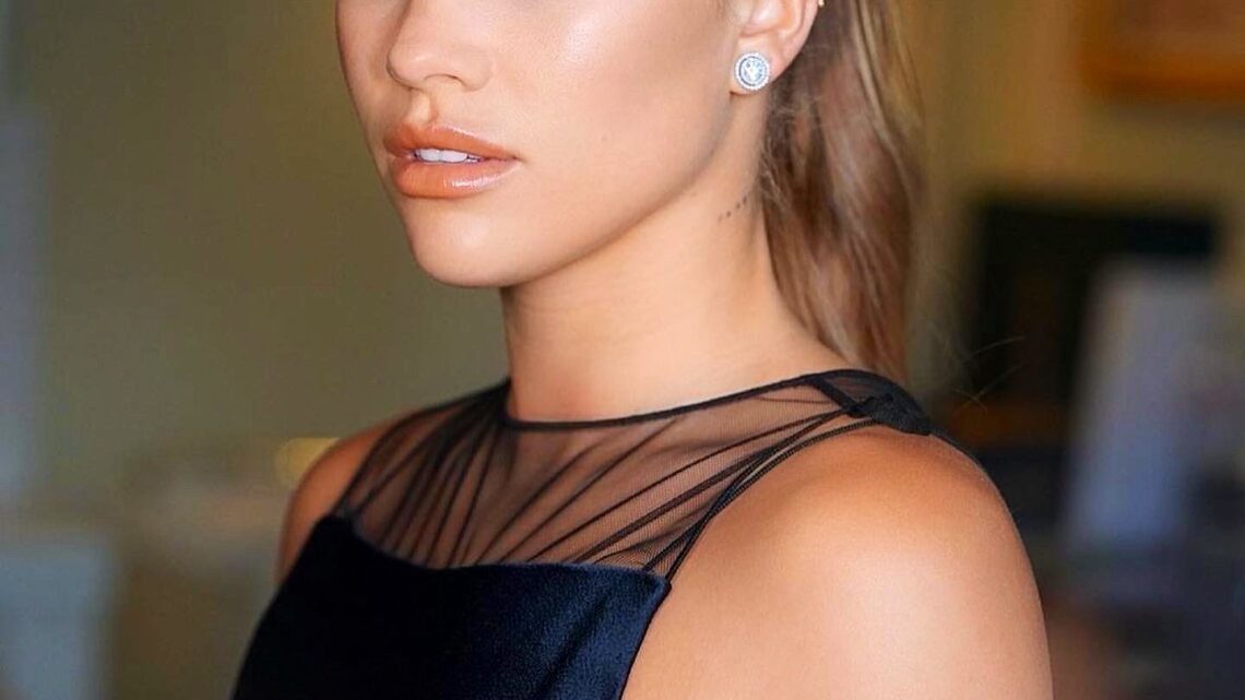 Sofia Richie Biography: Net Worth, Age, Boyfriend, Wedding Photos, Parents, Height, Husband Sofia Richie Biography: Net Worth, Age, Boyfriend, Wedding Photos, Parents, Height, Husband