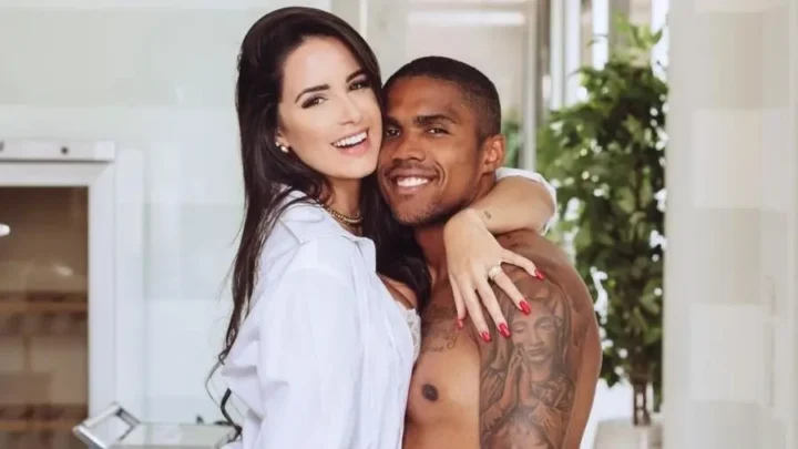 Douglas Costa’s Girlfriend Nathália Felix Biography: Net Worth, Age, Height, Boyfriend, Instagram, Pictures