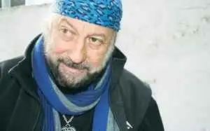 Randall Wicomb Biography: Wife, Age, Songs, Net Worth, Family, Brother, Son, White, Wikipedia, Daughter, Parents