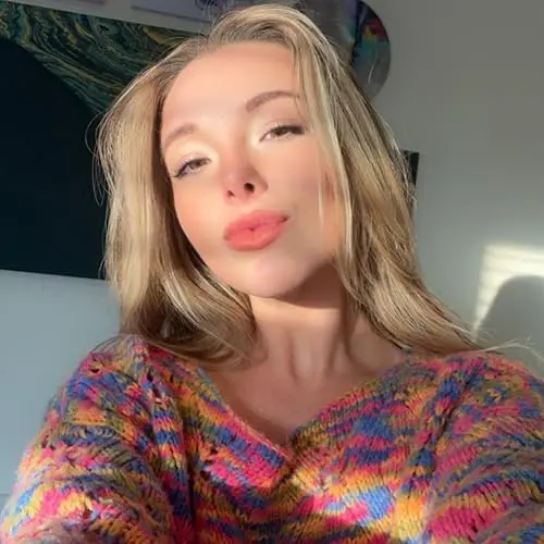 Colors Of Autumn 94 Biography: TikTok, Age, Net Worth, Real Name, Boyfriend, Wiki, Height, Facebook, Twitter