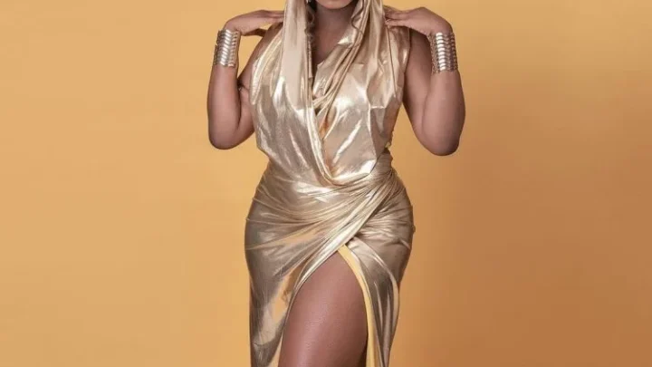 DJ Dimplenipple Biography: Age, Instagram, Career, Net Worth, Photos, Boyfriend, Wikipedia, Pictures & More