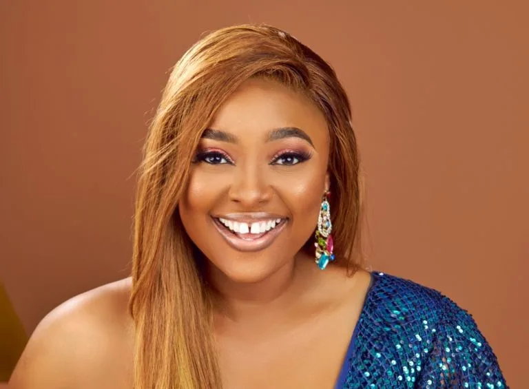 Mary Lazarus Biography: Age, Movies, Twin, Husband, Married, Net Worth, Wikipedia, Brother