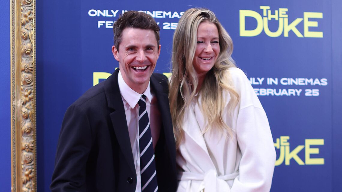 Matthew Goode’s wife Sophie Dymoke Biography: Age, Wikipedia, Height, Net Worth, Instagram, Wedding Photos, Kids Matthew Goode’s wife Sophie Dymoke Biography: Age, Wikipedia, Height, Net Worth, Instagram, Wedding Photos, Kids