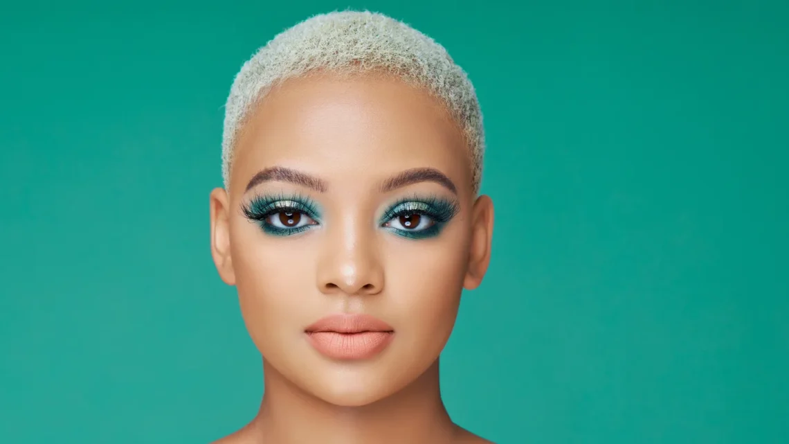 Mihlali Ndamase Biography [Age, Dad, Net Worth, Boyfriend, House, Instagram, Images, Wikipedia, Cars, Tattoo & More]