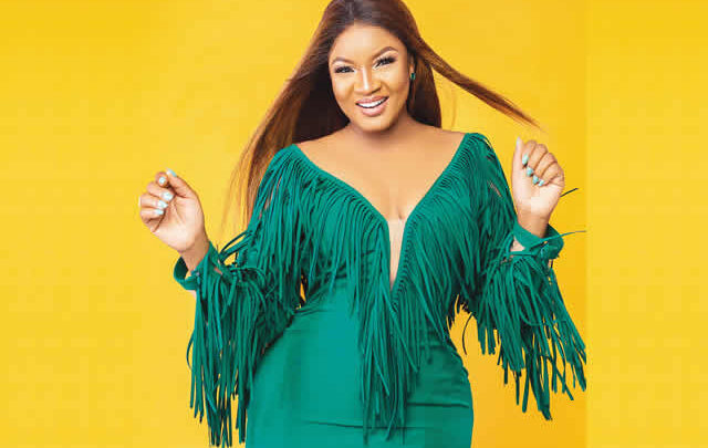 Omotola Jalade Ekeinde Biography: Age, Net Worth, Movies, Daughter, Husband, Wedding Pictures, Children, Wikipedia, State Of Origin, Instagram