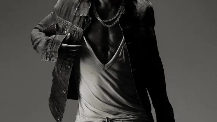 Rema Biography: Girlfriend, Age, Wikipedia, Net Worth, House, Record Label, EP Albums, Songs, Wife, Parents, Instagram, Twitter, Facebook