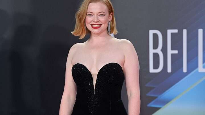 Sarah Snook Biography: Baby, Height, Age, Husband, Ethnicity, Net Worth, Movies & TV Shows, Weight, Eyes