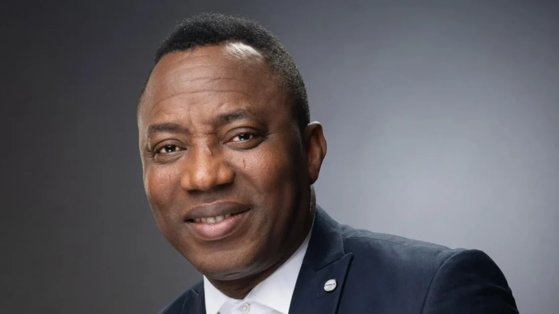 Omoyele Sowore Biography: Picture, Net Worth, Wife, Child, News, Age, Wikipedia, News