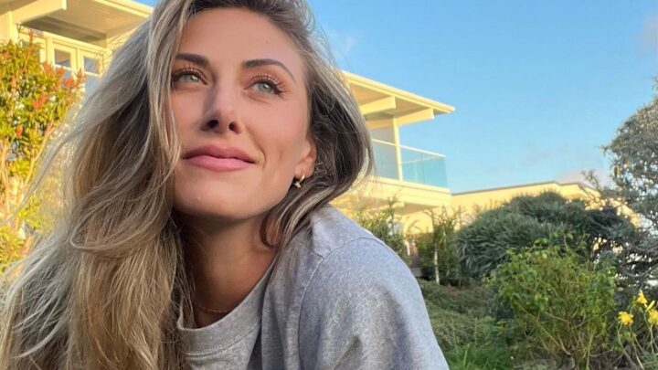 Who is Perry Mattfeld, Biography, Husband, Movies, Age, TV Shows, Net Worth, Parents, Wikipedia, Boyfriend, Height, Look Alike
